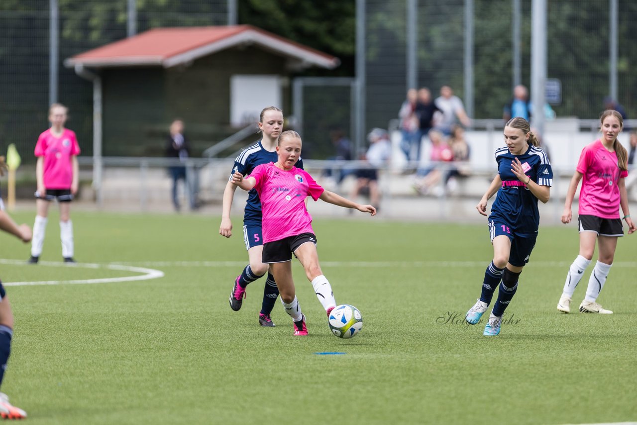 Bild 104 - wCJ Osterroenfelder TSV - VfL Pinneberg : Ergebnis: 0:15